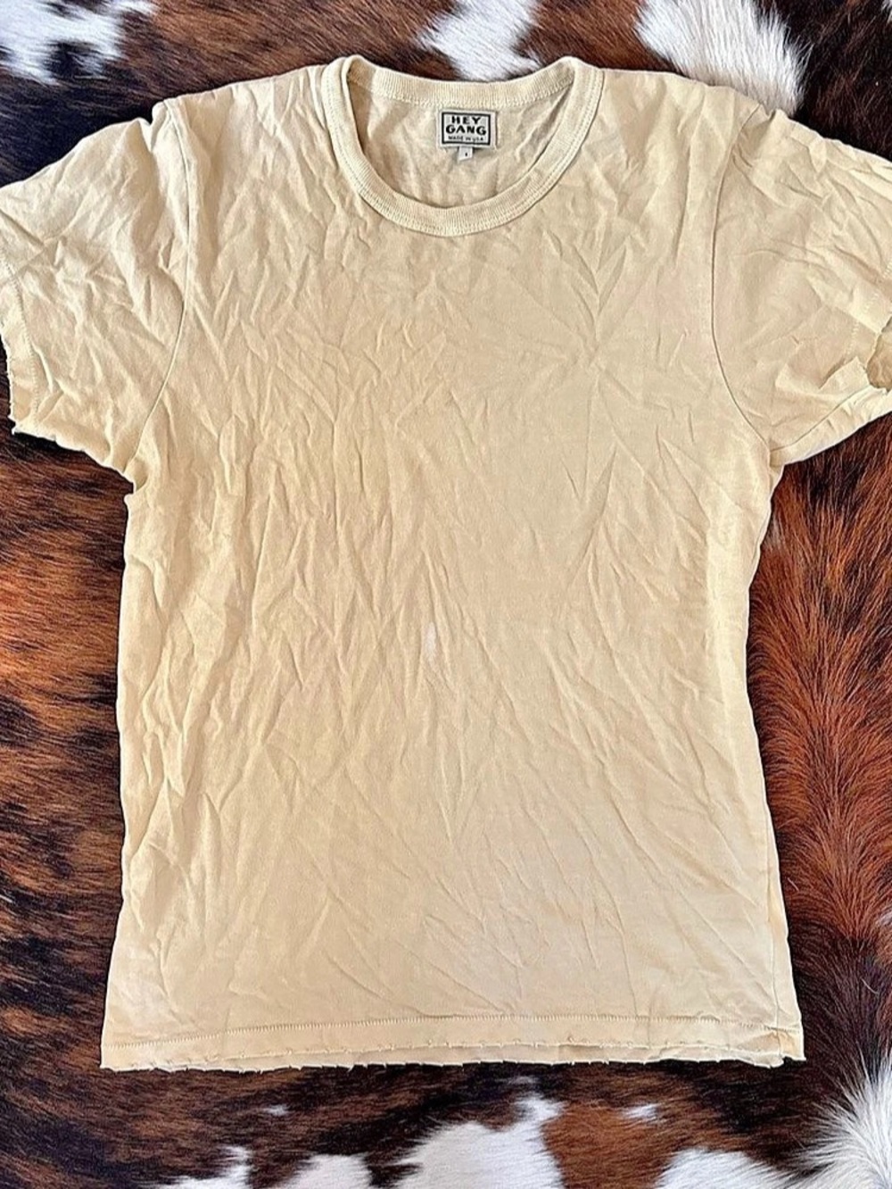 Hey Gang The Boxy Tee Short Sleeve Tee in Cream Size I